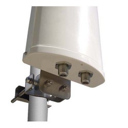 2.4 / 4.9-5.8 GHz 14dBi,双波段双馈源双馈口,90度扇区天线,集成双N型母头连接器的图片